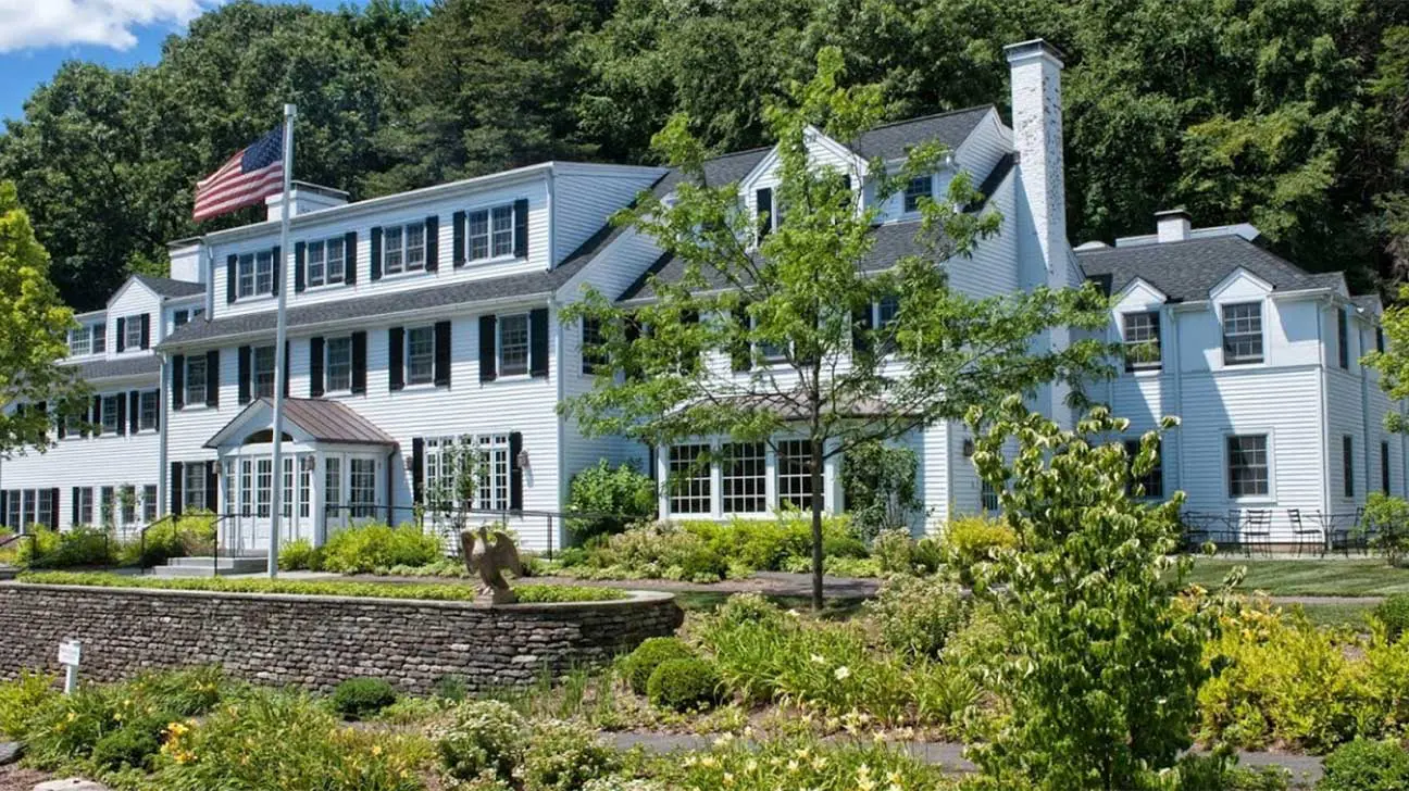 Silver Hill Hospital - New Canaan, Connecticut Drug Rehab Centers