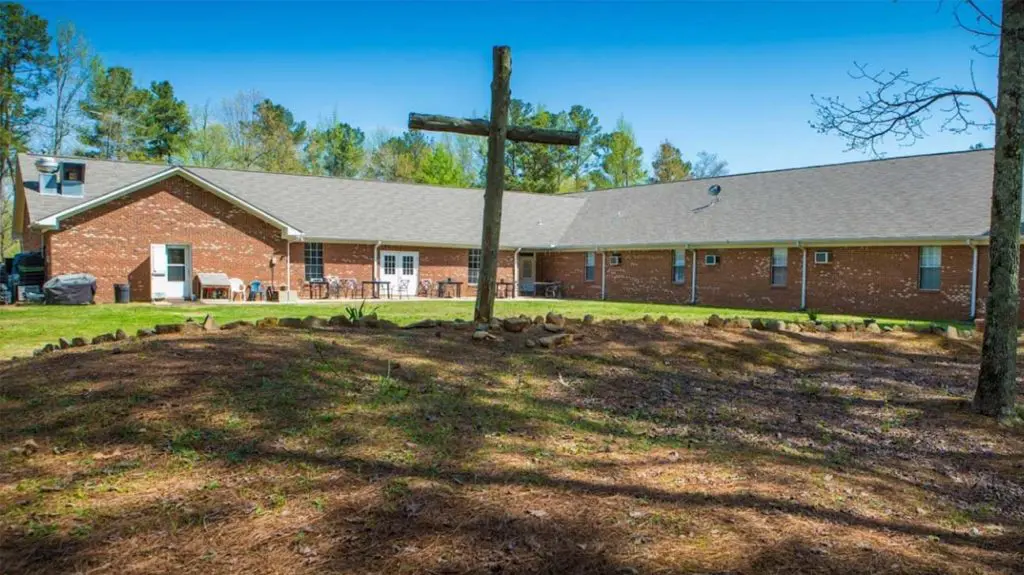 Royal Pines Recovery Center - Hayden, Alabama Alcohol And Drug Rehab Centers