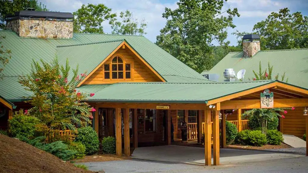 Black Bear Lodge - Sautee Nacoochee, Georgia Alcohol And Drug Rehab Centers