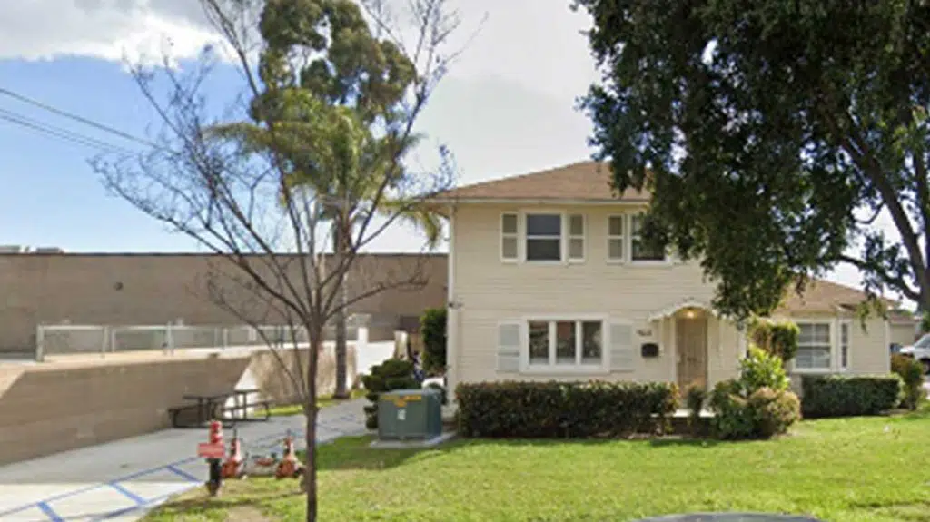 Little House Recovery Home — Bellflower, California Drug Rehab Center