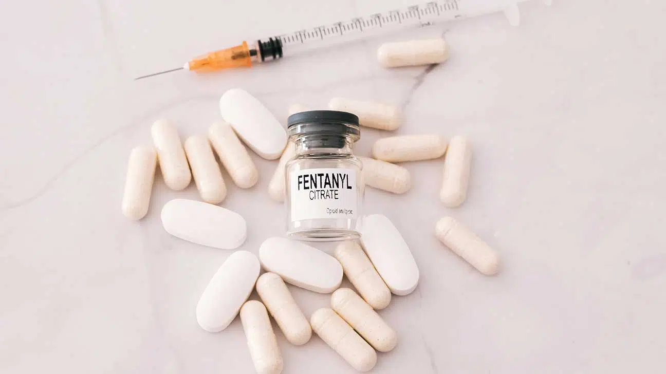 How Long Does Fentanyl Last? High, Effects, & Withdrawal
