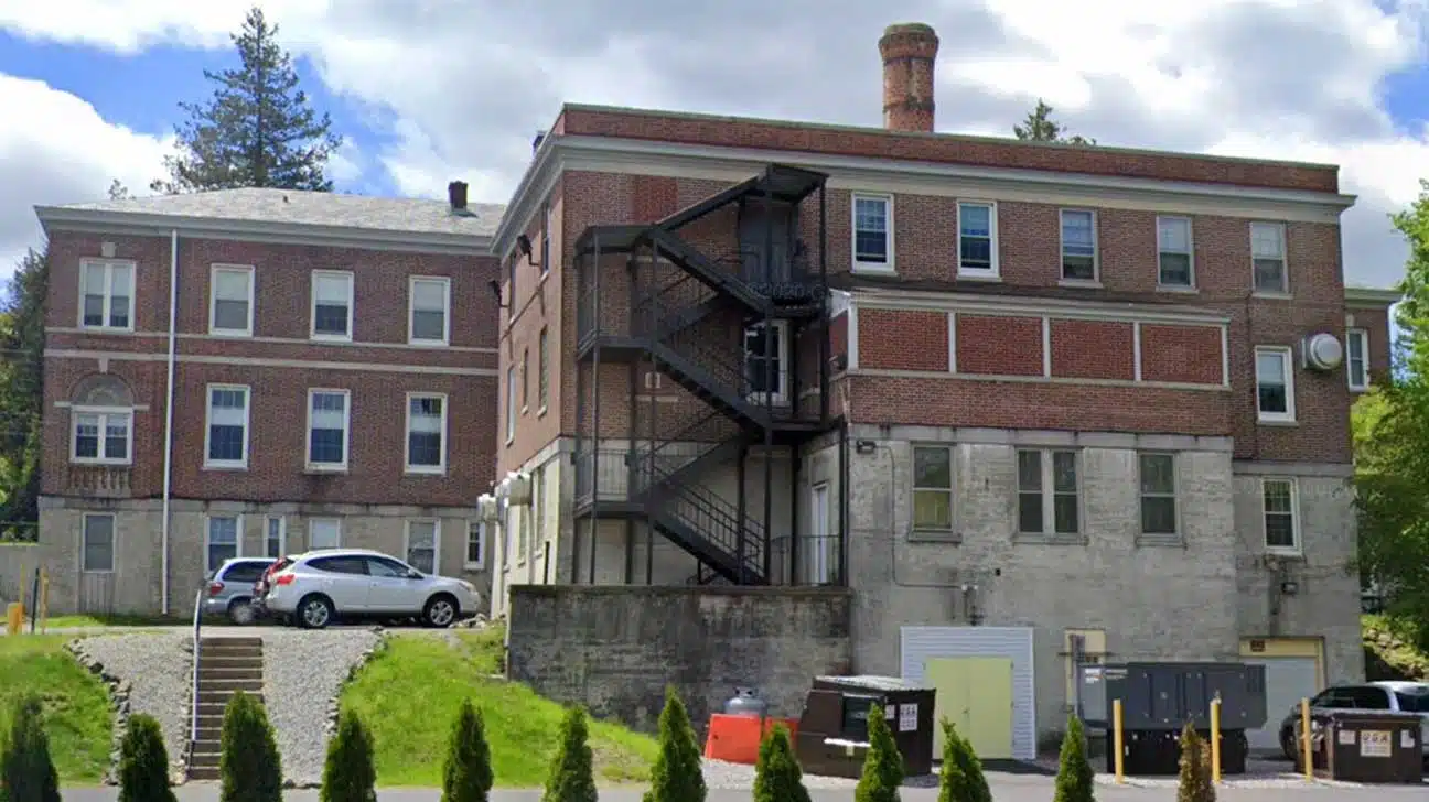 Dempsey Drug Services, Waterbury, Connecticut Men's Rehab Centers