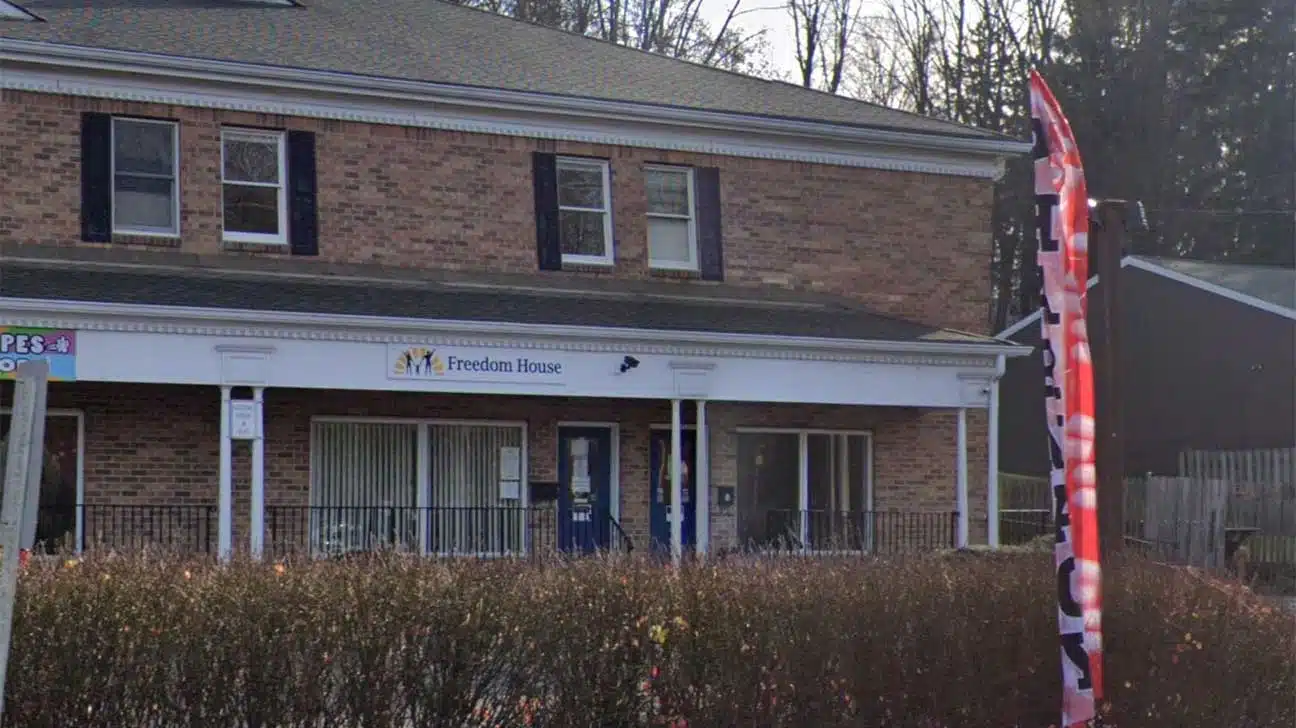 Freedom House, Clinton, New Jersey Rehab Centers